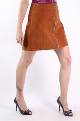 חצאית זמש בחום- M